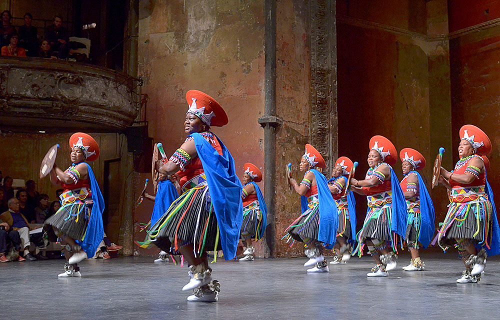 Chanteuses-du-village-deNgono